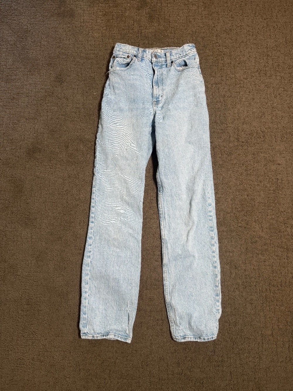 Abercrombie & Fitch Women's '90s Straight Ultra High Rise Jeans 25 0R LightWash